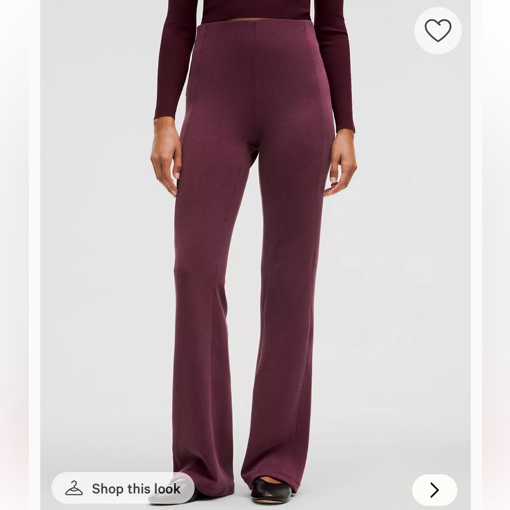 Lululemon Ribbed Softstreme Flared long Pant, size US 6